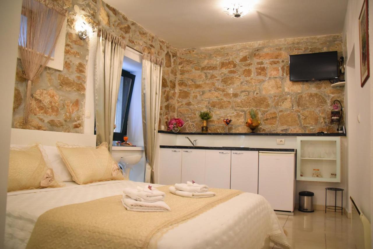 Apartments Bepina- 5 Mins From The Center Spalato Esterno foto