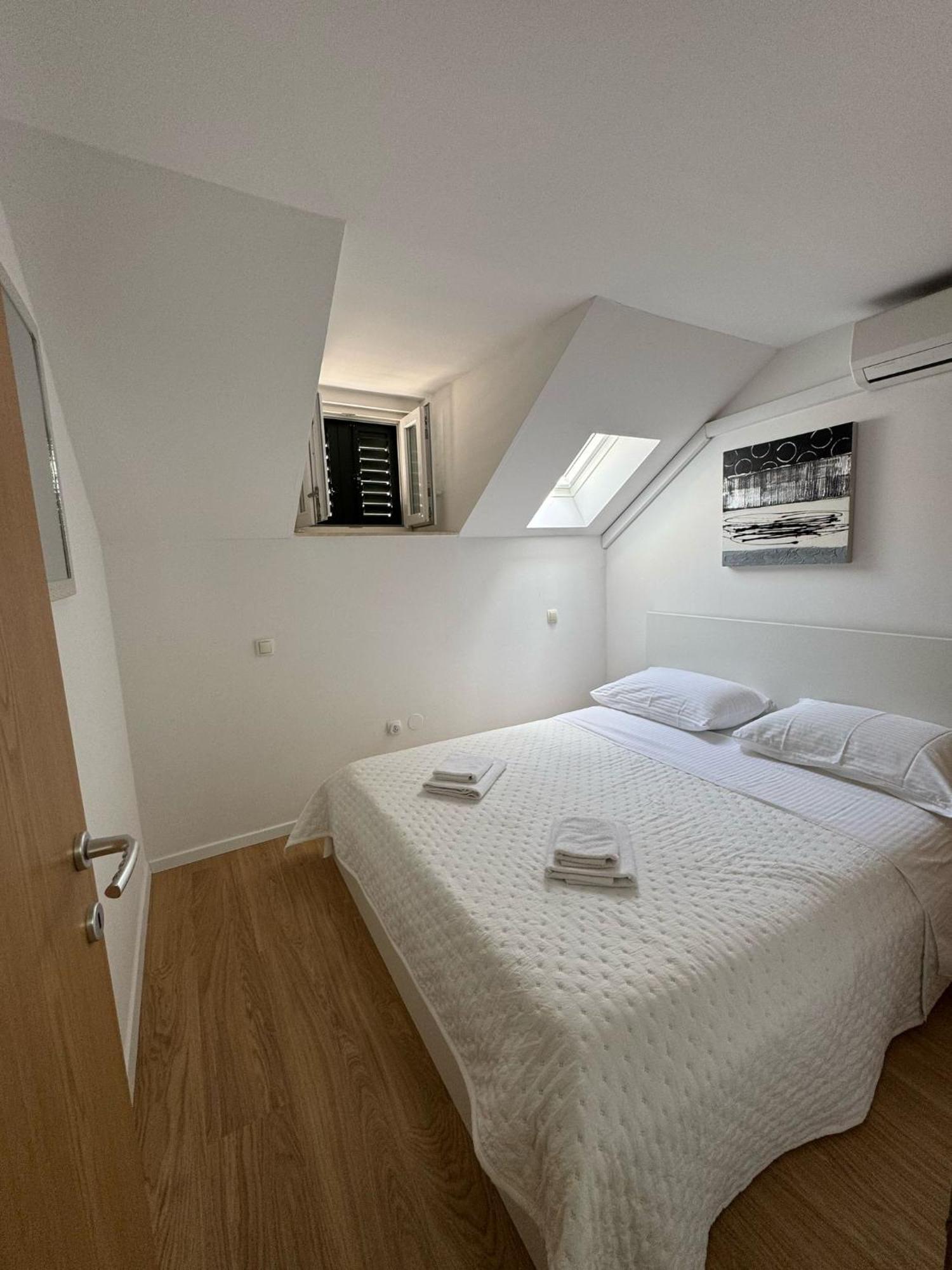 Apartments Bepina- 5 Mins From The Center Spalato Esterno foto