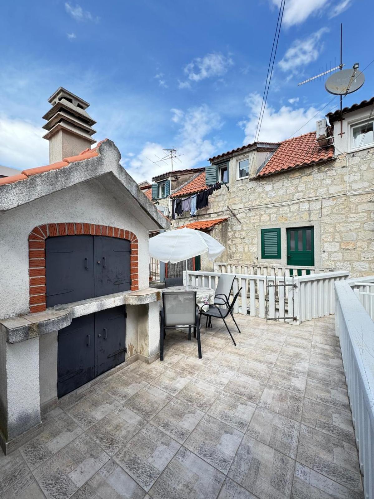 Apartments Bepina- 5 Mins From The Center Spalato Esterno foto